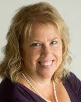 Lori Streit's Instagram, Twitter & Facebook