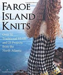 Hello and welcome to my island! Faroe Island Knits Over 50 Traditional Motifs And 25 Projects From The North Atlantic Strom Svanhild Biskopsto Marjun Amazon De Bucher