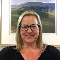 Gwen Mcfadden's Instagram, Twitter & Facebook