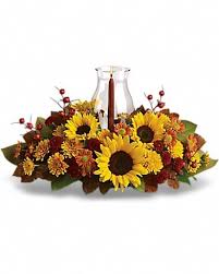 Sunflower Centerpiece In Edmonton Ab Petals For Less Ltd