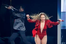 Jennifer lopez and dayvi, victor cardenas baila conmigo (2019). J Lo To Play The Colosseum On New Year S Eve Las Vegas Review Journal