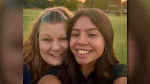 Pastor grieves after surviving crash that killed his wife, daughter