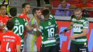 Perfil de robinho dos santos jugador del sl benfica. Video Robinho E Miguel Angelo Agredidos E E O Jogador Do Benfica Que Leva Amarelo Hugo Gil