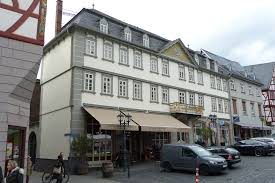 Andere cafe in der nähe der la bottega da caffe meloni in limburg. Datei 160330 Limburg Kornmarkt 1 Jpg Wikipedia
