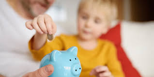 Encore une façon agréable de se faire de l'argent de poche et même un peu plus gagner de l'argent, à partir de 17 ans vous pouvez vous inscrire au bafa, la formation est payante et vous pouvez avoir. A Quel Age Peut On Commencer A Donner De L Argent De Poche A Un Enfant