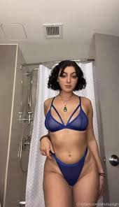 Shutupsigh (Starrysigh) Nude OnlyFans Leaks (9 Photos) | TheFappening