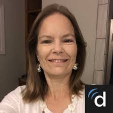 Karla Vitale's Instagram, Twitter & Facebook