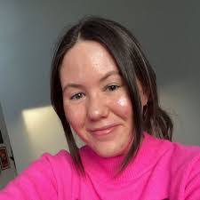 Katy Pace's Instagram, Twitter & Facebook