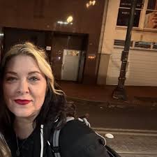 A Jessica Simpson moment that lives in my head rent free