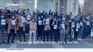 There are cries of anguish in the village of malicounda bambara in the m'bour region of senegal, where a community of loved ones is waiting to hear from its star student, diary sow. France Senegal Diary Sow Portee Disparue Youtube