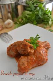 Braciole, brasciole o bragiuole al sugo sono il piatto della domenica barese. Braciole Pugliesi Al Sugo In Cucina Con Mara Pasti Italiani Ricette Con Carne Macinata Ricette