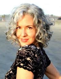 21 Short Curly Hairstyles For Women Over 50