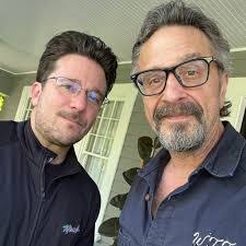 Jocelyn Noyes's Instagram, Twitter & Facebook