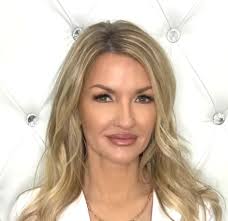 Sally Razo's Instagram, Twitter & Facebook