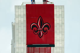 The flag is a crimson saltire or diagonal cross on a white background. 44 Things To Love About Alabama All Those Flags In Alabama A Brief History Roll Bama Roll