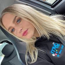 Sierra Pollock's Instagram, Twitter & Facebook