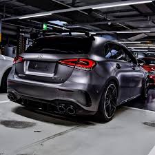 Kraftstoffverbrauch Kombiniert 8 4 8 3 L 100 Km Co Emissionen Kombiniert 192 189 G Km Mercedes Amg Mercedes Mercedes Benz
