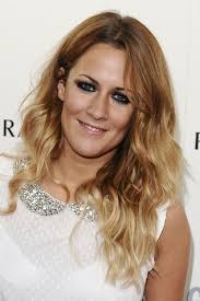 Since finding fame, the tv star has rocked both long and short looks. Caroline Flack S Hairstyles Hair Colors Steal Her Style