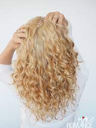 Select a hair curling gel with moisturizing, botanical ingredients and apply it to your hair when it's soaking wet, scrunching. How To Style Curly Hair With Gel Hair Romance