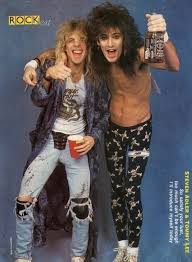 He was previously married to pamela anderson, heather locklear and elaine margaret starchuk. Erzekel Huzzak Bovulo Tommy Lee 1980s Orabura Org