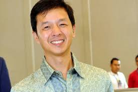 Sederet Fakta Armand Hartono, Bos BCA yang Tak Malu Pakai Sepatu Jebol