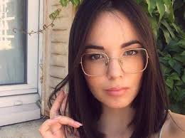 View all agathe auproux tv. Agathe Auproux Sur Le Depart Elle S Explique Afriquemidi Com
