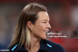 Kiera Austin of the Vixens looks to pass during the round five Super...  News Photo