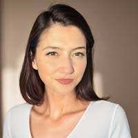 Saniya Waghray's Instagram, Twitter & Facebook