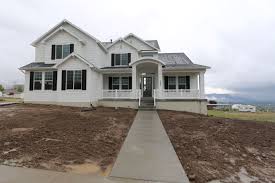 Arive Homes Custom Alydia Arivehomes Lovewhereyoulive Thealydia Whitehome Whiteexterior Craftsmanhome Homeideas Craftsman House Home House Exterior