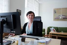 Partisekreteraren märta stenevi och jämställdhetsminister åsa lindhagen ses som favoriter att ta över efter isabella lövin märta stenevi pekas ut som en av favoriterna. File Marta Stenevi 2 2016 Jpg Wikimedia Commons