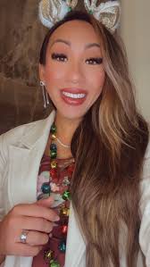 Giveaway 8️⃣ at The Glow Clinic for 12 ways of giving 🙏🏼💎🤍 Santa swag  bag with @circadia goodies🎅✨, To enter: , 1) Please write a comment below,  are you