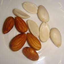 Health Benefits Of Soaking Almonds In Water Before Eating Caloriebee