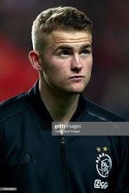 Matthijs de ligt (dutch pronunciation: Nachrichtenfoto Matthijs De Ligt Of Ajax Looks On Prior To The Fotos Nachrichten