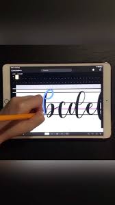 In terms of tracing, you can also hide the original picture to see how you are progressing. Pin Auf Procreate Art