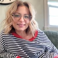 Stacey Redd's Instagram, Twitter & Facebook