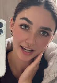 Lillie Weir's Instagram, Twitter & Facebook