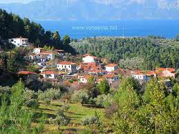 Καστρι ευβοιασ / κυπραίος.καστρί (4 km από το πευκί) / κρυμμένο στην καταπράσινη εύβοια και με πεντακάθαρες θάλασσες σας περιμένει για διακοπές. Kastri Paliokastro Mikros Oikoismos Sthn Boreia Eyboia