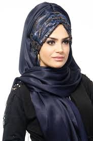 Aise Tesettur Lacivert Dore Buzgulu Bandana Pratik Payetli Sal 1 Sal Bandanalar Moda