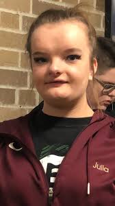 where'd her eyebrows go? (@jzfanz1)