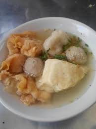 Open today until 12:30 pm. Ini Bakso Lengkapnya Picture Of Batagor Baso Cuanki Bandung Tripadvisor