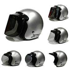 Desainnya yang unik menjadi daya tarik tersendiri bagi pembeli. Helm Bogo Jpn Retro Arc Silver Glossy Kaca Datar Flat Visor Shopee Indonesia