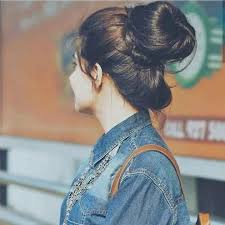 Pin By عبدالله احمد On Dpzzz Girl Photography Poses Girl Hiding Face Stylish Girl Images