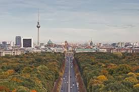 Für ihn ist die polizeibewachung von jüdischen einrichtungen zu einer politischen hirnlosigkeit geworden. Berlin Wikipedia