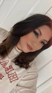 Lindsay Barbieri's Instagram, Twitter & Facebook