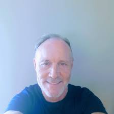 We arrived yesterday and so far the weather hasn't been great. Is there an  app to see where it's not raining?