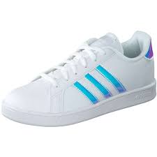 Kings are individuals who have been bestowed with incredible supernatural powers and granted the ability to recruit others into their clans. Adidas Grand Court Kids K Sneaker Weiss