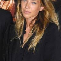 Laura Smet "très proche" de David Hallyday : "Personne ne pourra nous  éloigner"