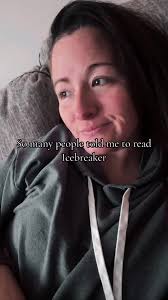 Highly recommend #icebreakerhannahgrace i couldnt put this book down!  #booktok #fyp #books #bookrecommendations