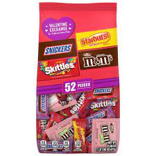 Mars Fun Size Assorted Chocolate Fruity Candies Valentines Day Candy Stand Up Pouch 52 Pieces 23 88 Oz Walmart Com Walmart Com