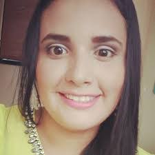 Ariana Loaiza's Instagram, Twitter & Facebook